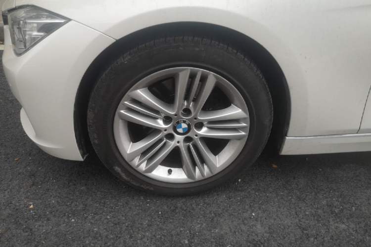 Used BMW 3 Series 2017 320Li Fashion Model Exterior 4
