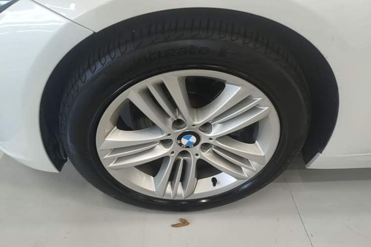 Used BMW 3 Series 2017 320Li Fashion Model Exterior 4