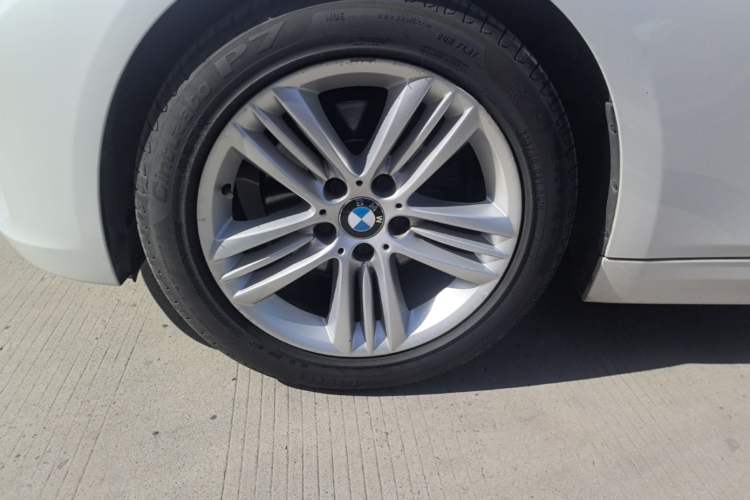 Used BMW 3 Series 2017 320Li Fashion Model Exterior 4