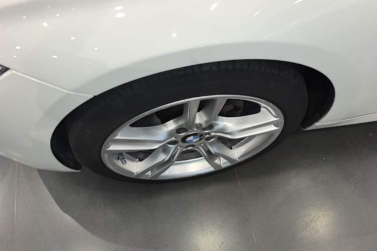 Used BMW 3 Series 2017 320Li M Sport Edition Exterior 4
