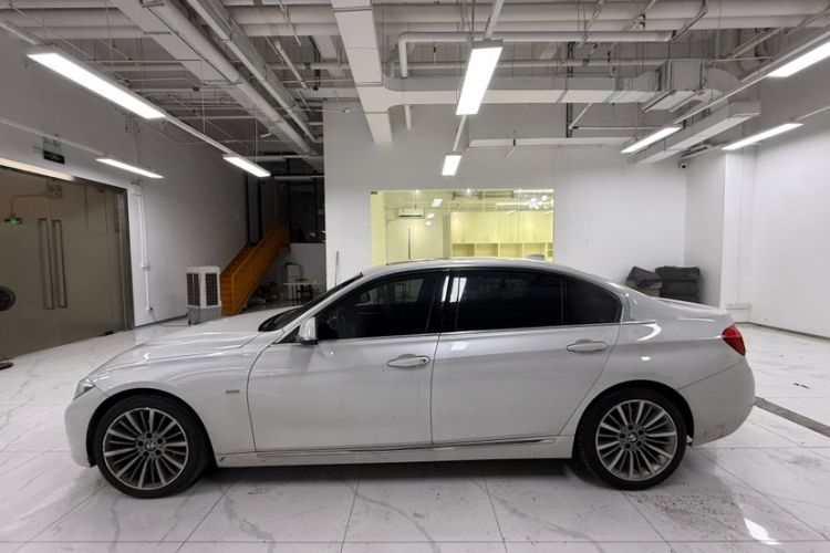 Used BMW 3 Series 2017 320Li Luxury Design Package Exterior 4