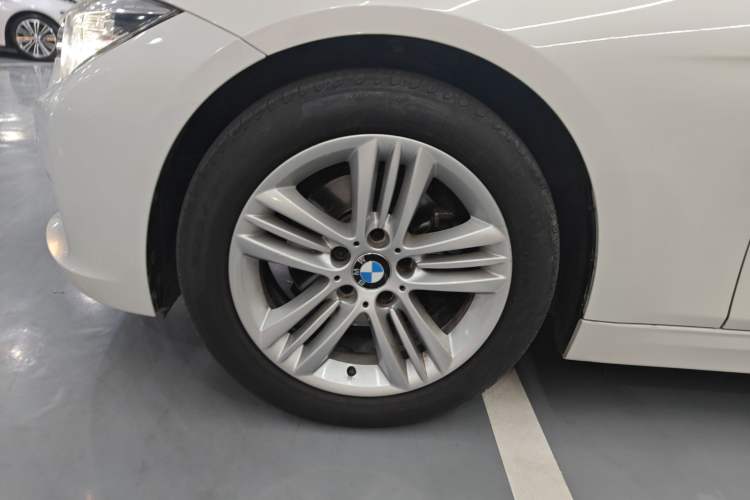 Used BMW 3 Series 2017 320Li Fashion Model Exterior 4