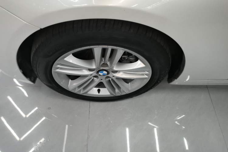 Used BMW 3 Series 2017 320Li Fashion Model Exterior 4