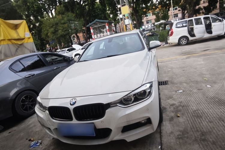 Used BMW 3 Series 2017 320i M Sport Exterior 5