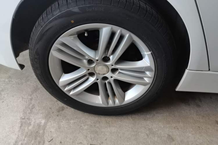 Used BMW 3 Series 2017 320Li Fashion Model Exterior 5