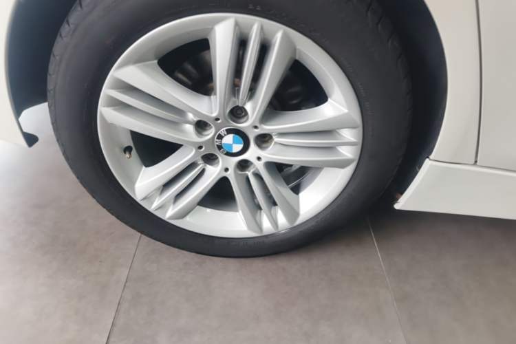 Used BMW 3 Series 2017 320Li Fashion Model Exterior 5