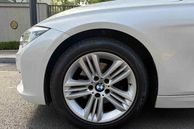 Used BMW 3 Series 2017 320Li Fashion Model Exterior 5