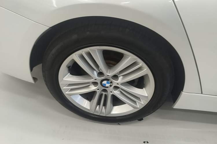 Used BMW 3 Series 2017 320Li Fashion Model Exterior 5