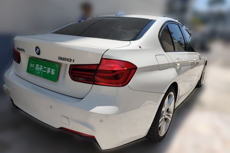 Used BMW 3 Series 2017 320i M Sport Exterior 5