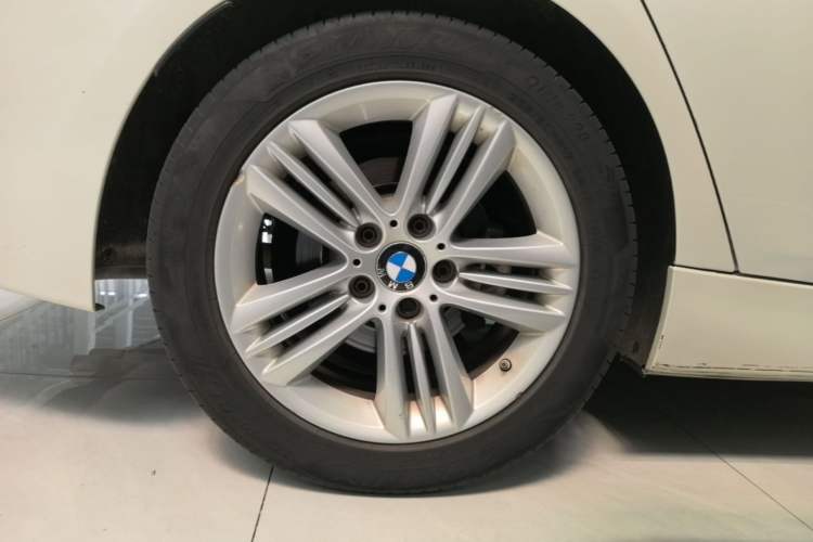 Used BMW 3 Series 2017 320Li Fashion Model Exterior 5