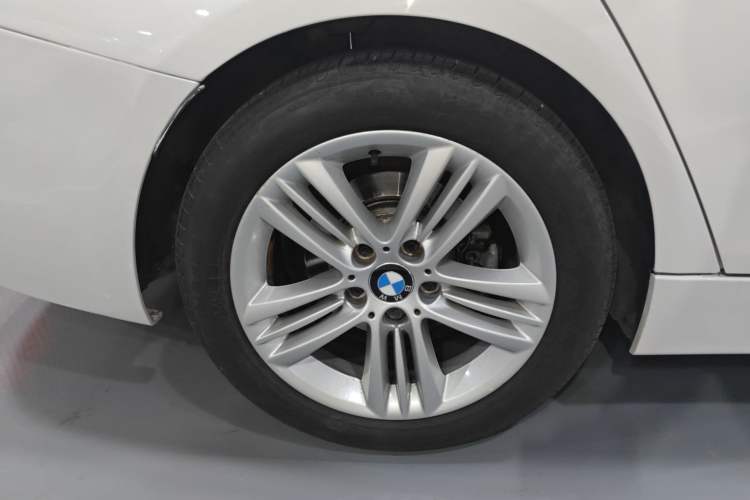 Used BMW 3 Series 2017 320Li Fashion Model Exterior 5