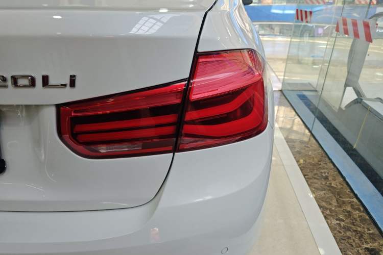 Used BMW 3 Series 2017 320Li Fashion Model Exterior 6
