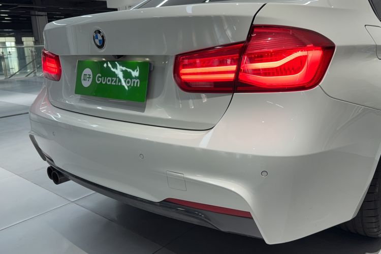 Used BMW 3 Series 2017 320i M Sport Exterior 6