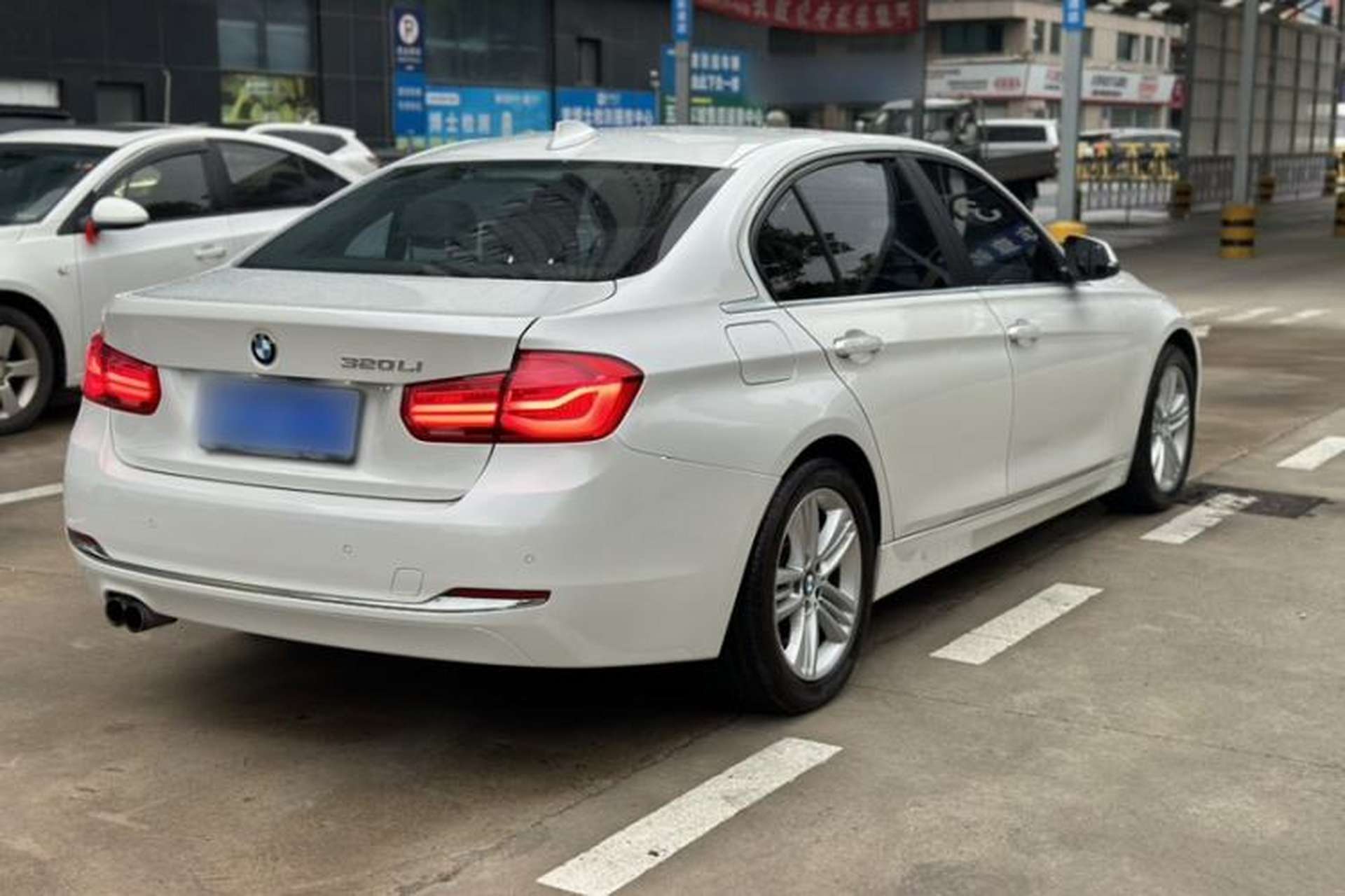 Used BMW 3 Series 2017 320Li Fashion Model Exterior 6