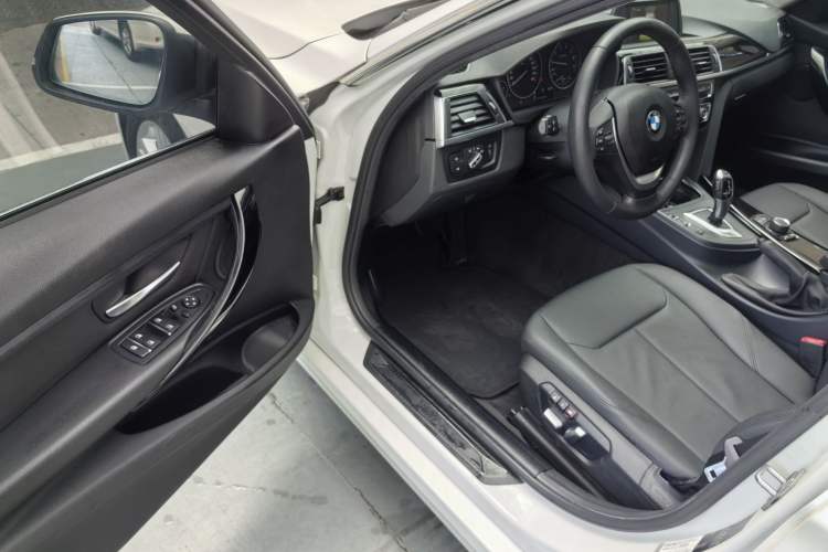 Used BMW 3 Series 2017 320Li Fashion Model Exterior 8