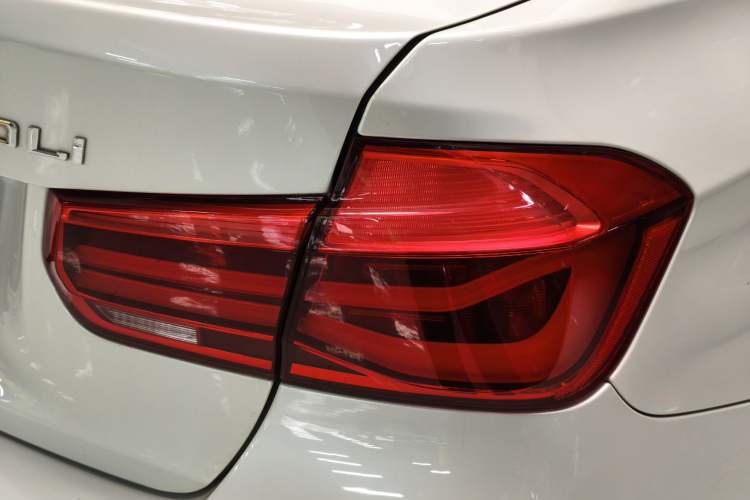 Used BMW 3 Series 2017 320Li Fashion Model Exterior 9