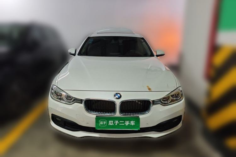 Used BMW 3 Series 2017 318i Fashion Model Front
