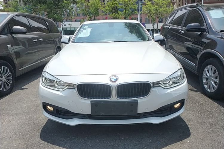 Used BMW 3 Series 2017 318i Fashion Model Front