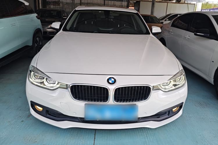Used BMW 3 Series 2017 318i Fashion Model Front
