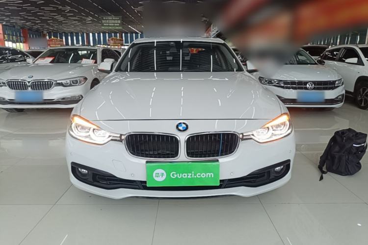 Used BMW 3 Series 2017 318i Fashion Model Front