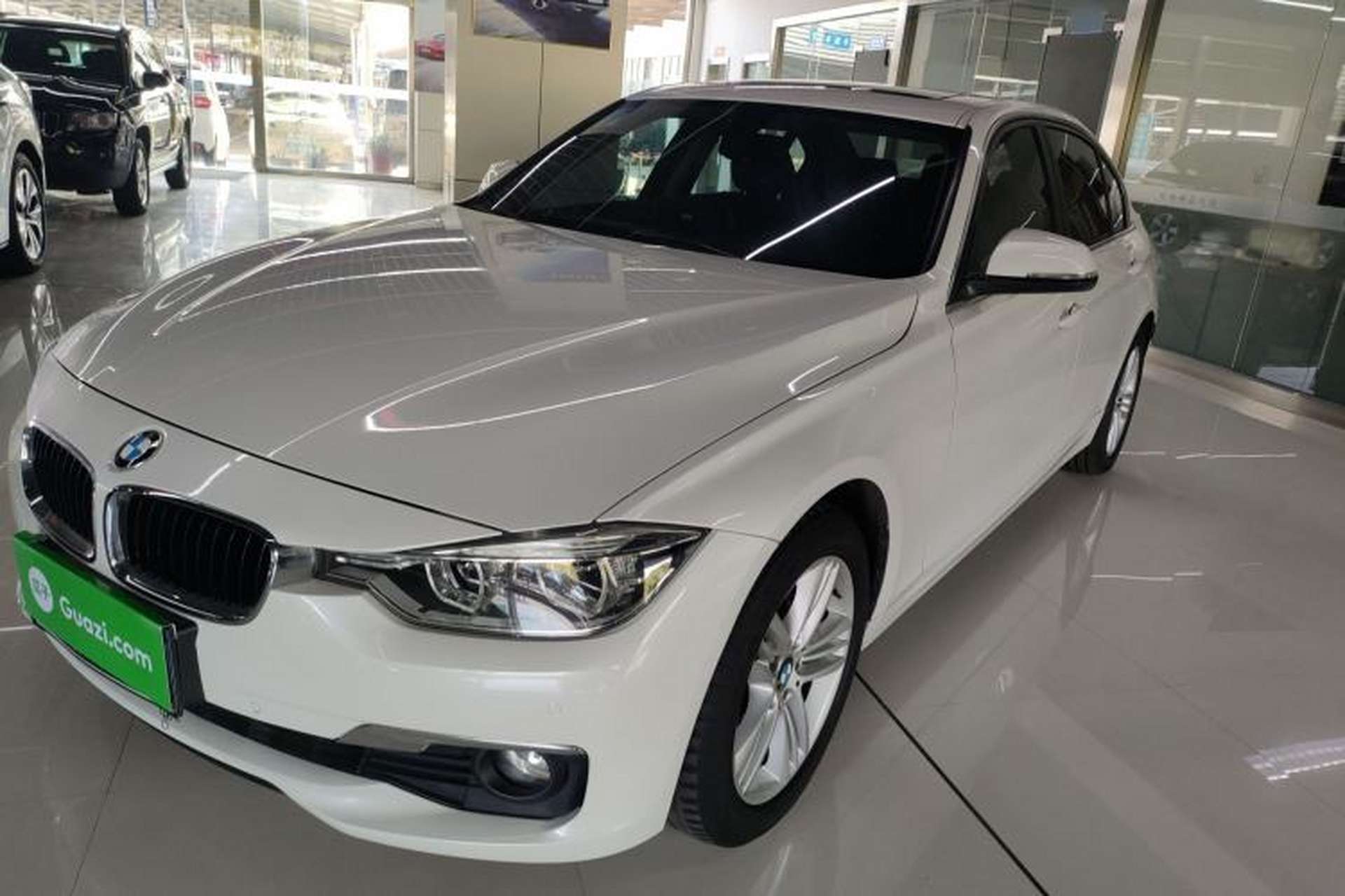 Used BMW 3 Series 2017 320Li xDrive Fashion Model Front Left 45 Deg