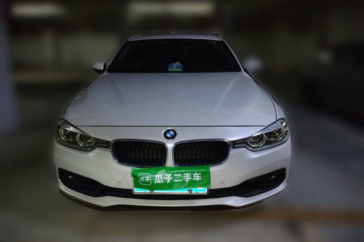 Used BMW 3 Series 2017 318i Fashion Model Front