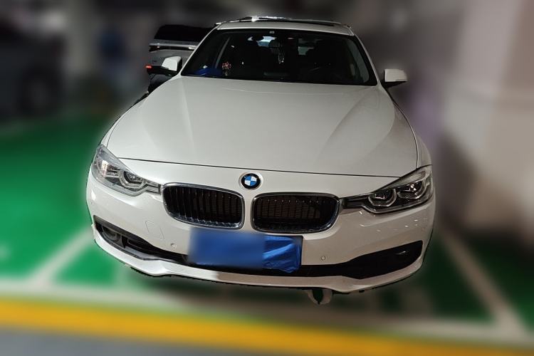 Used BMW 3 Series 2017 318i Fashion Model Front