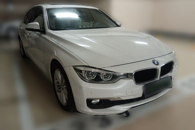 Used BMW 3 Series 2017 320Li Fashion Model Front Right 45 Deg