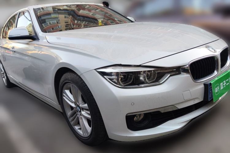 Used BMW 3 Series 2017 320Li Fashion Model Front Right 45 Deg