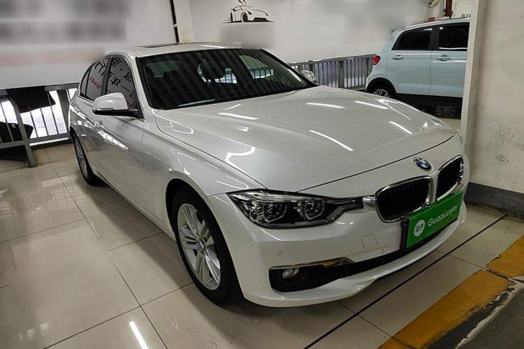 Used BMW 3 Series 2017 320Li Fashion Model Front Right 45 Deg