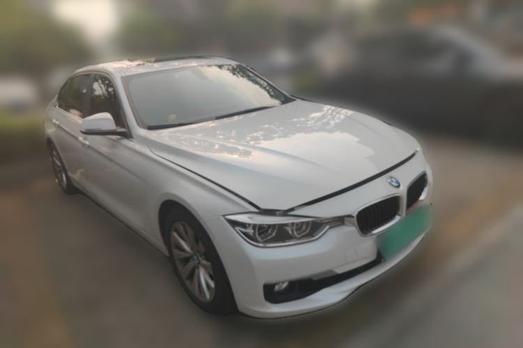 Used BMW 3 Series 2017 318Li Fashion Model Front Right 45 Deg
