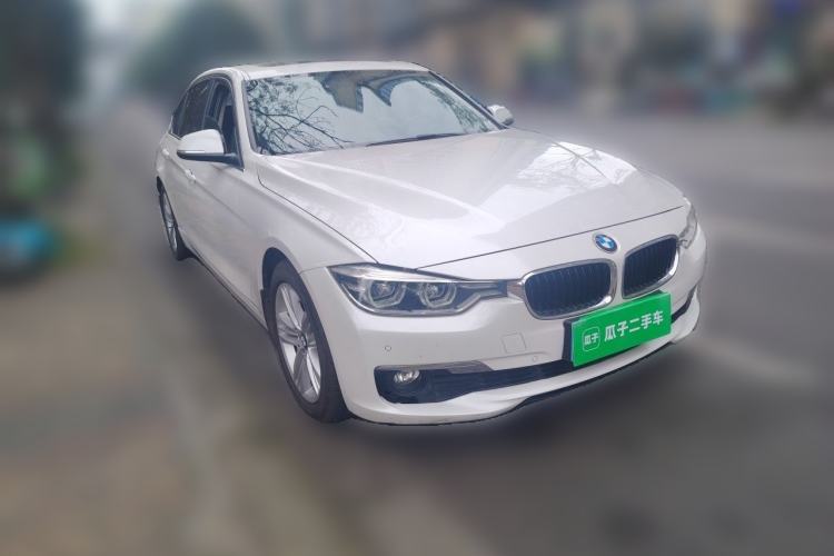Used BMW 3 Series 2017 320Li Fashion Model Front Right 45 Deg