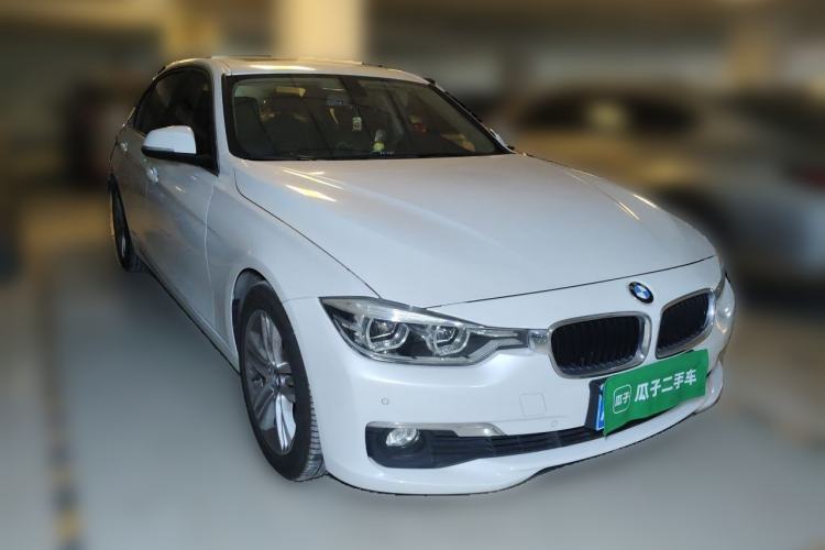 Used BMW 3 Series 2017 320Li Fashion Model Front Right 45 Deg