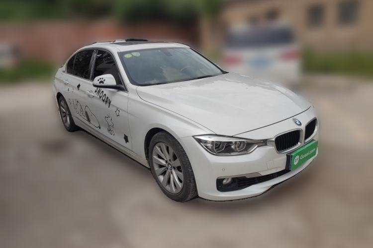 Used BMW 3 Series 2017 318Li Fashion Model Front Right 45 Deg