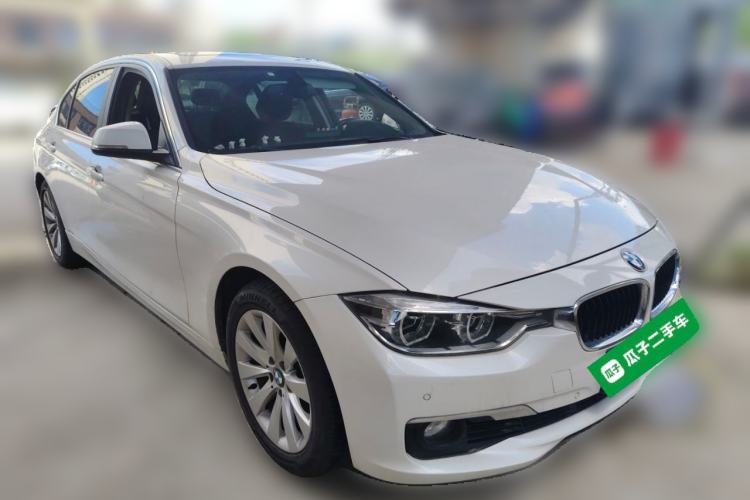 Used BMW 3 Series 2017 318Li Fashion Model Front Right 45 Deg