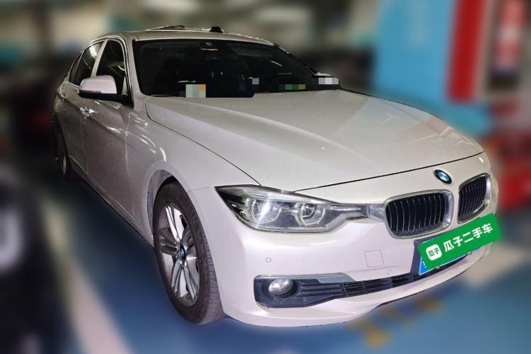 Used BMW 3 Series 2017 320Li xDrive Fashion Model Front Right 45 Deg