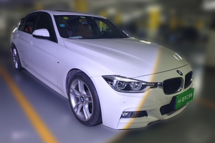 Used BMW 3 Series 2017 320i M Sport Front Right 45 Deg