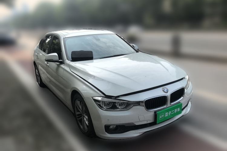 Used BMW 3 Series 2017 320Li Fashion Model Front Right 45 Deg