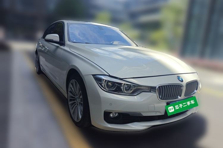 Used BMW 3 Series 2017 320Li Fashion Model Front Right 45 Deg