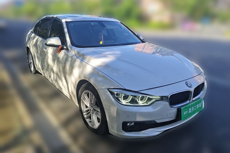Used BMW 3 Series 2017 320Li Fashion Model Front Right 45 Deg