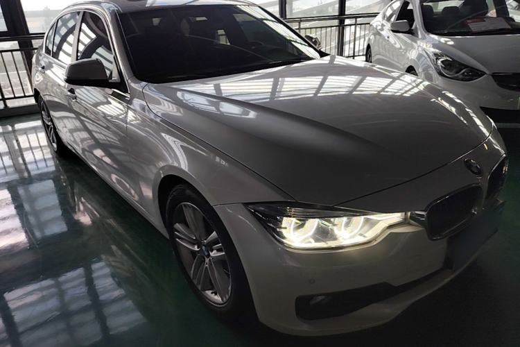 Used BMW 3 Series 2017 320Li Fashion Model Front Right 45 Deg