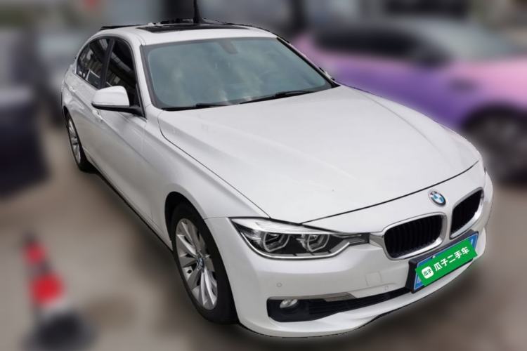 Used BMW 3 Series 2017 318Li Fashion Model Front Right 45 Deg