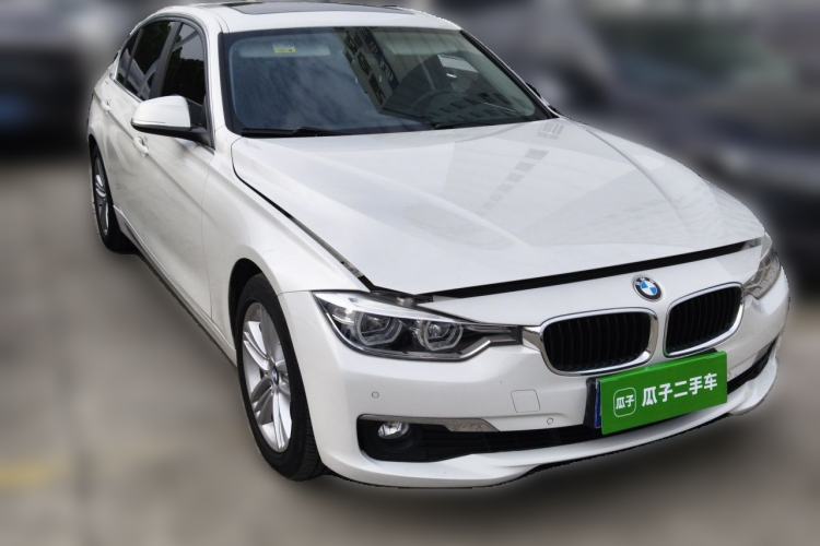 Used BMW 3 Series 2017 320Li Fashion Model Front Right 45 Deg
