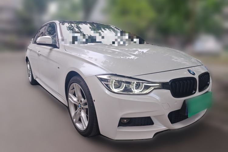 Used BMW 3 Series 2017 330i M Sport Edition Front Right 45 Deg