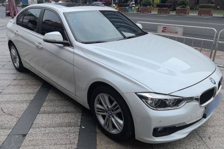 Used BMW 3 Series 2017 320Li Fashion Model Front Right 45 Deg