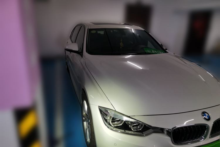 Used BMW 3 Series 2017 320Li M Sport Edition Front Right 45 Deg