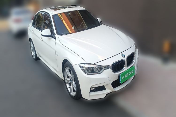 Used BMW 3 Series 2017 320i M Sport Front Right 45 Deg