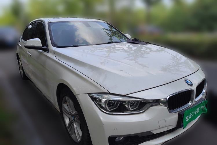 Used BMW 3 Series 2017 320Li xDrive Fashion Model Front Right 45 Deg