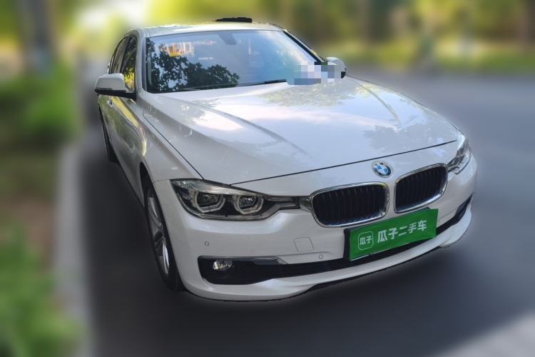 Used BMW 3 Series 2017 320Li Fashion Model Front Right 45 Deg