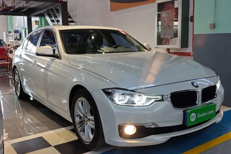 Used BMW 3 Series 2017 320Li Fashion Model Front Right 45 Deg
